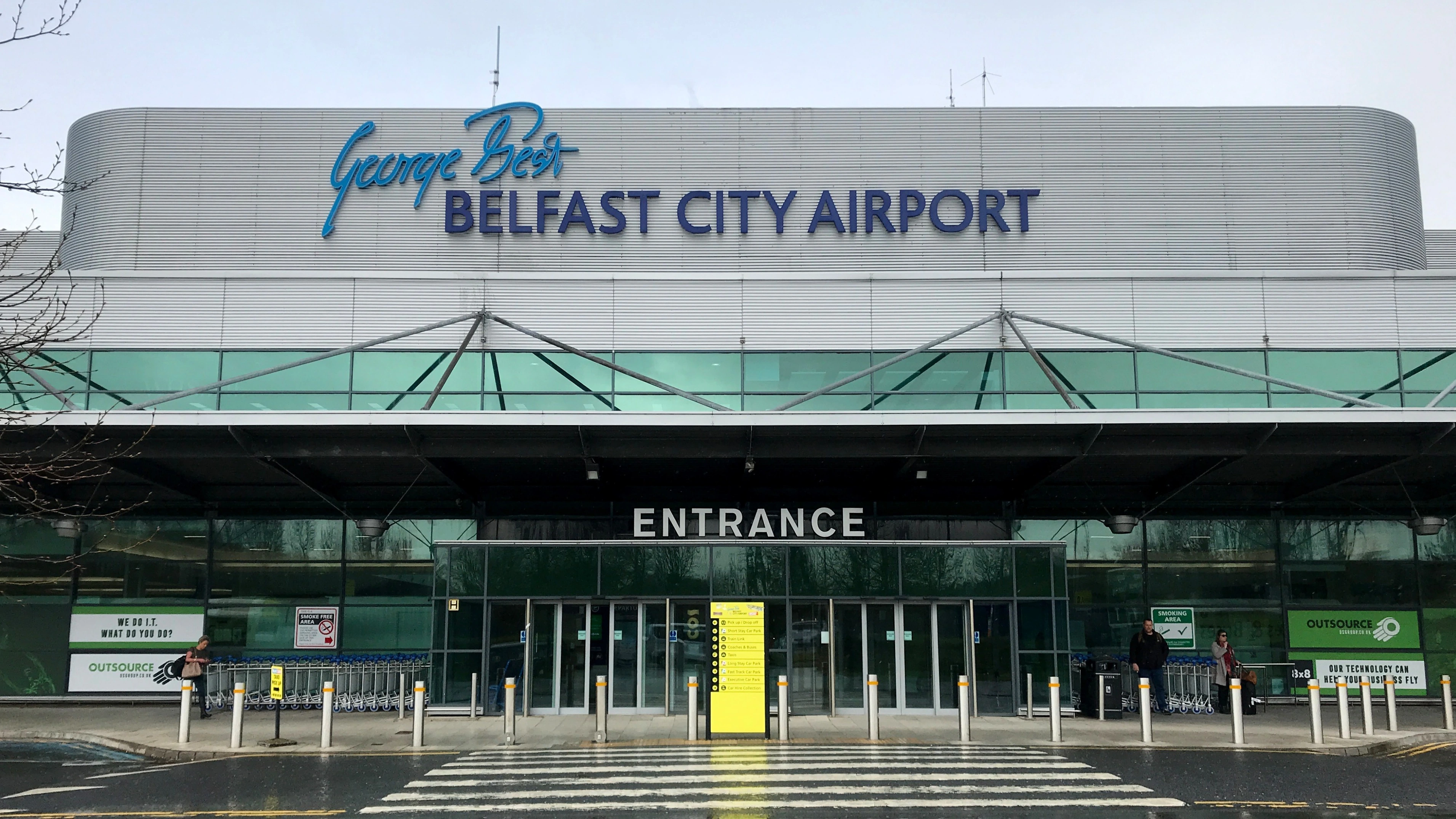 Belfast International Airport minibus hire